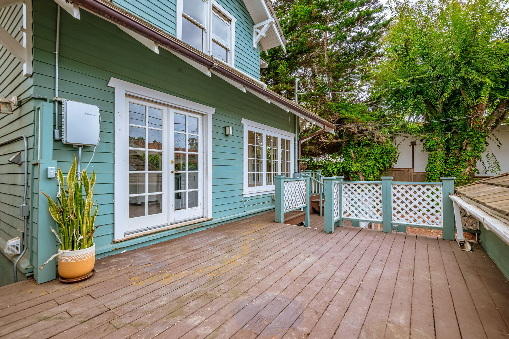 430 Corona Del Mar