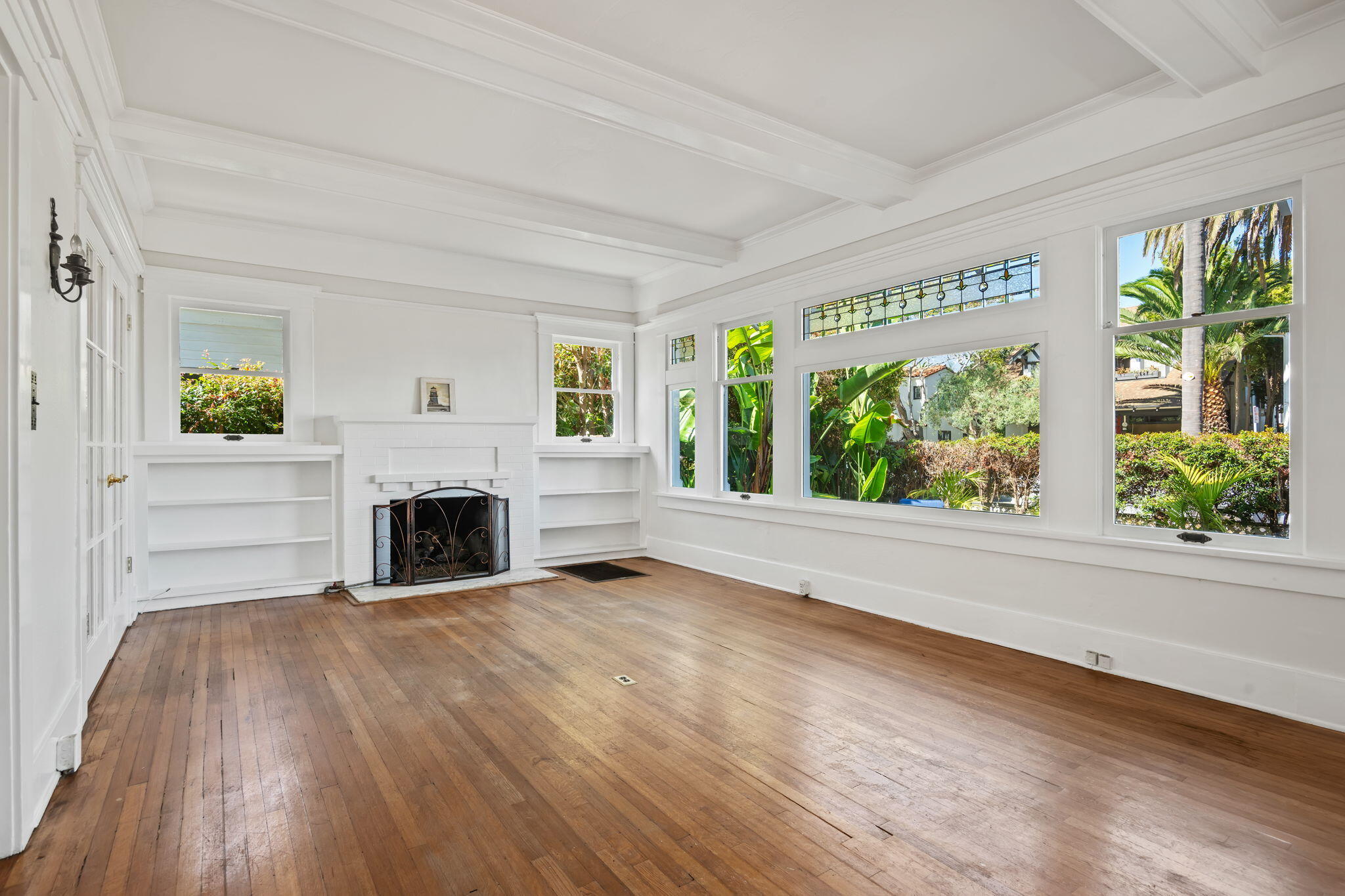 430 Corona Del Mar