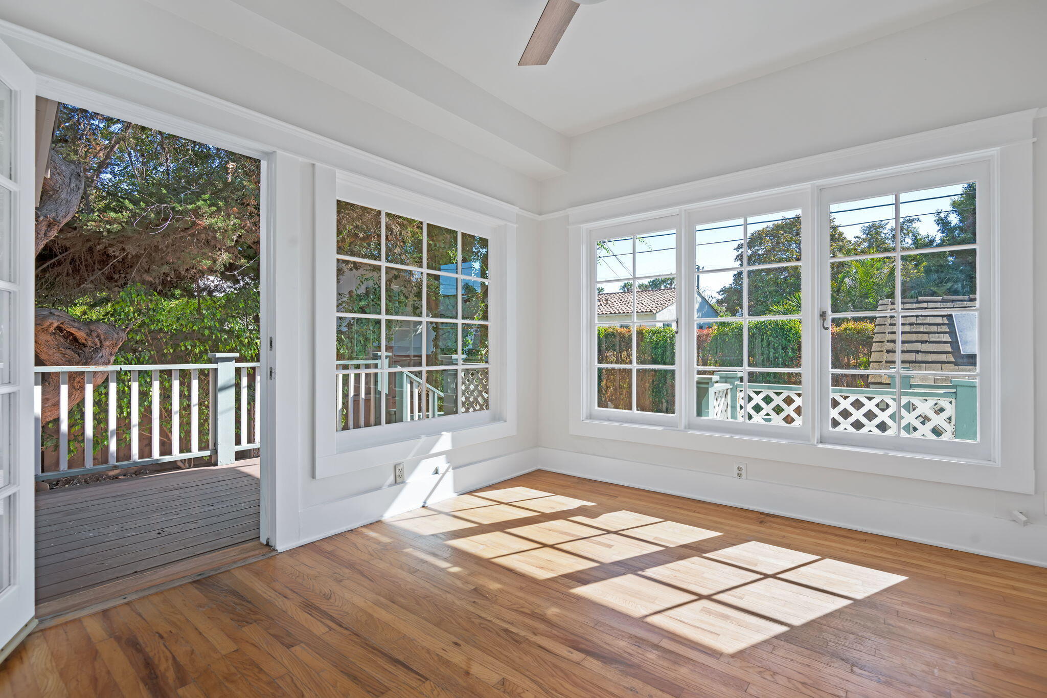 430 Corona Del Mar