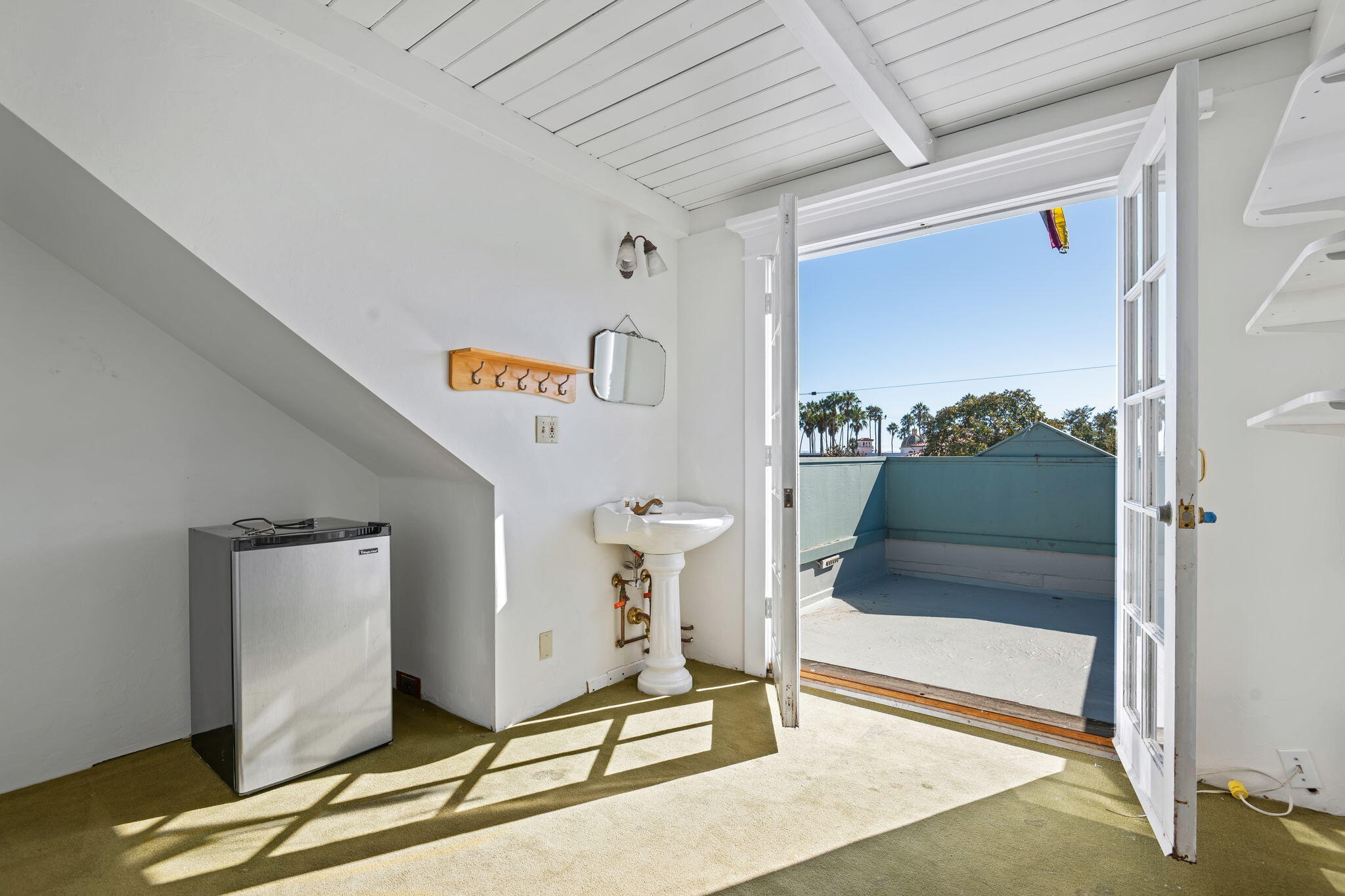 430 Corona Del Mar