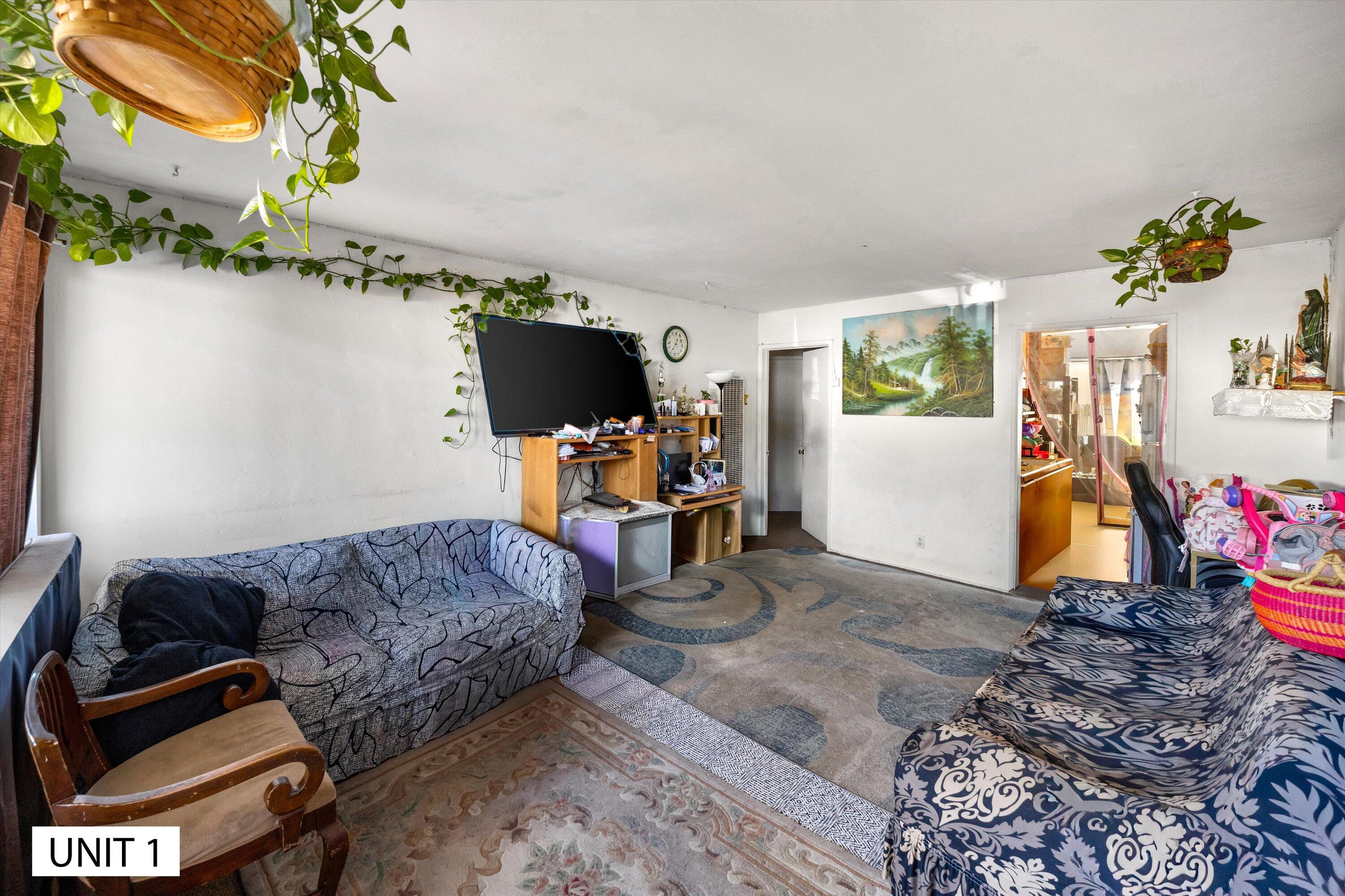 5859 Mandarin Drive