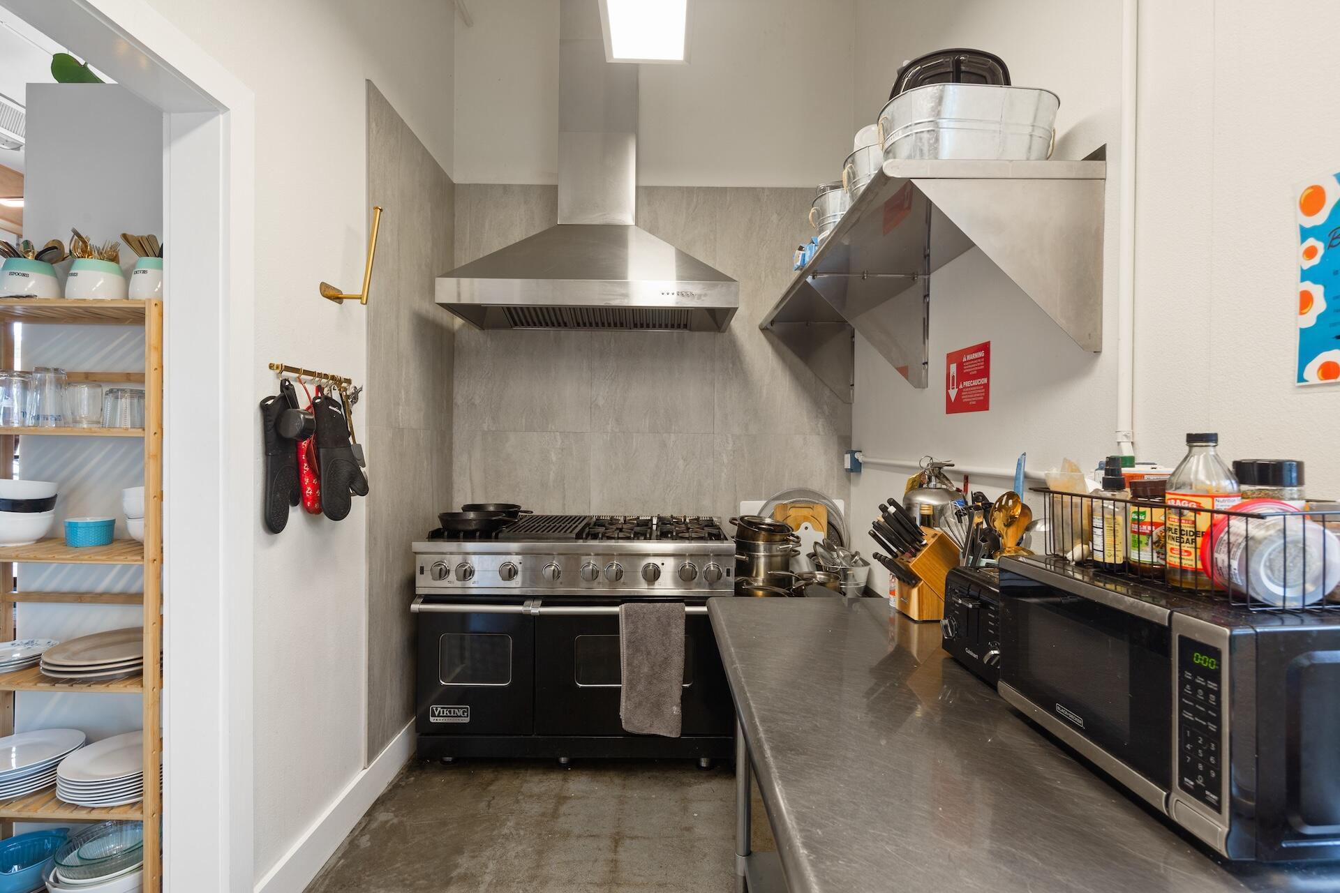 134-A Chapala Street