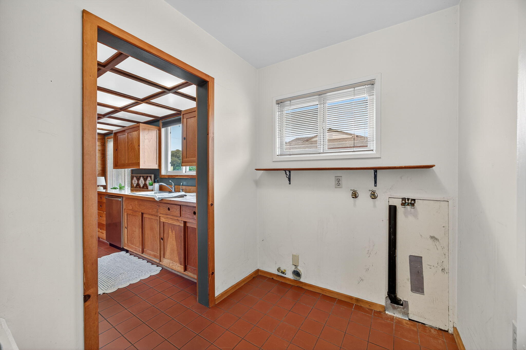 664 Lemon Grove Avenue