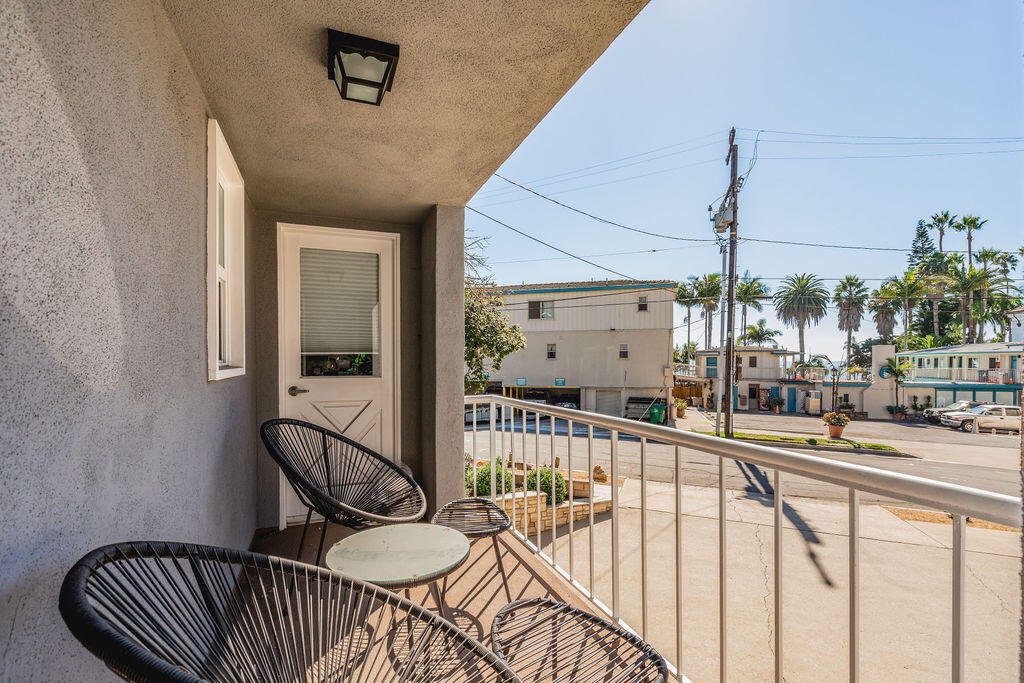 440 Corona Del Mar, SANTA BARBARA