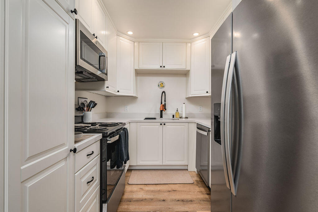 440 Corona Del Mar, SANTA BARBARA