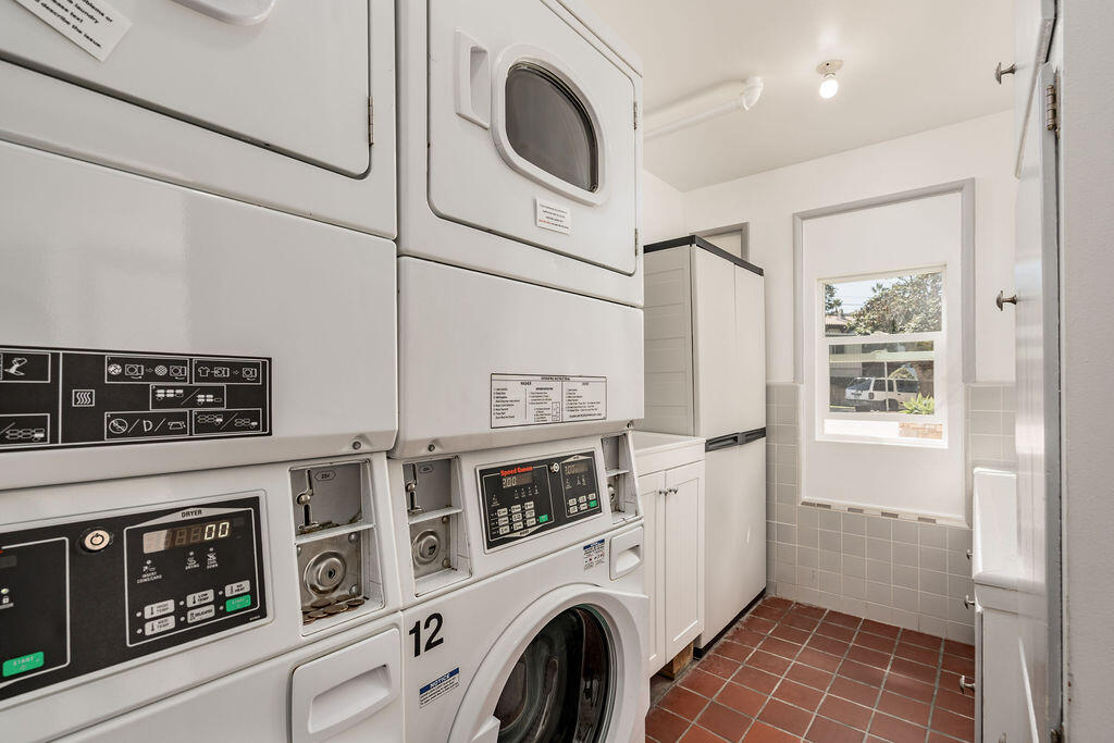 440 Corona Del Mar, SANTA BARBARA