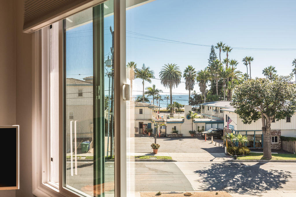 440 Corona Del Mar, SANTA BARBARA