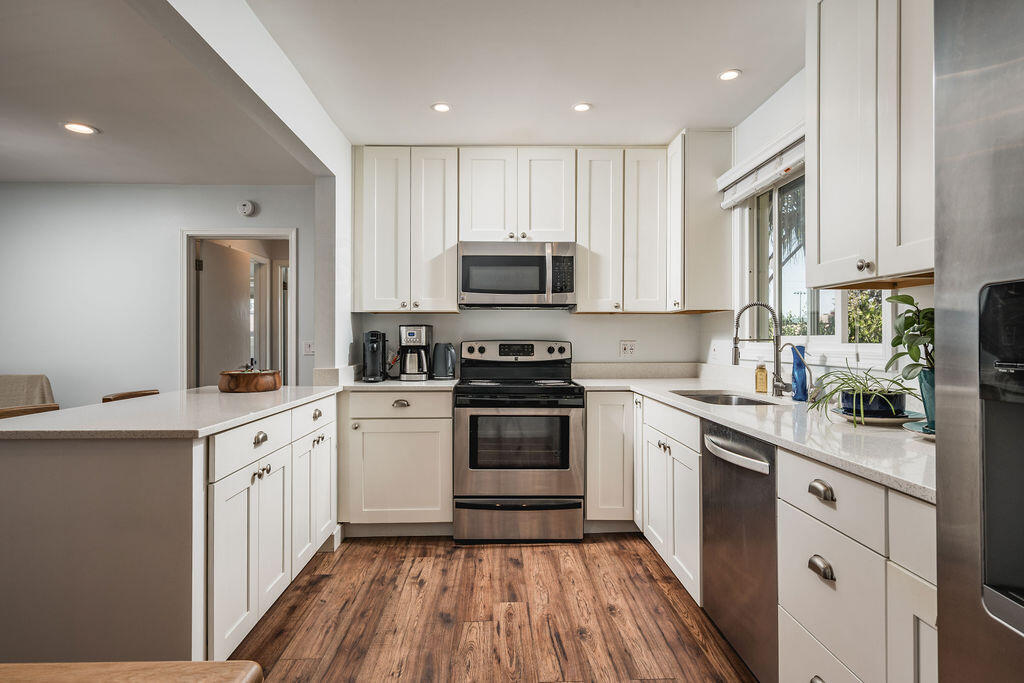 440 Corona Del Mar, SANTA BARBARA