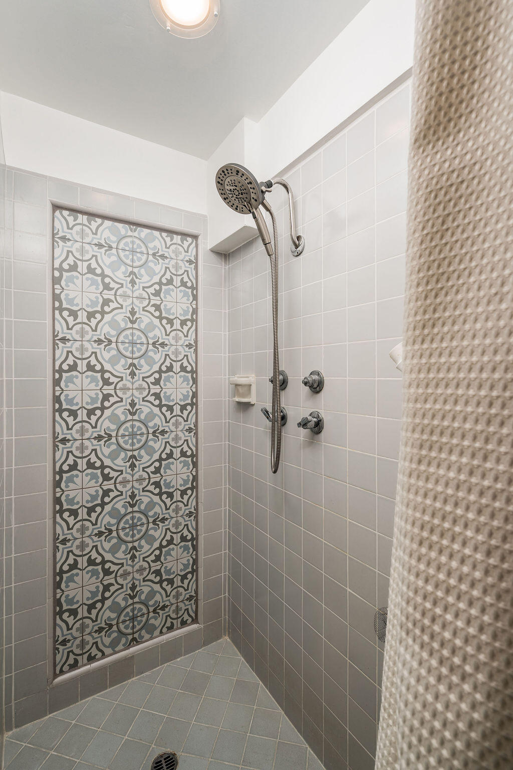 440 Corona Del Mar, SANTA BARBARA
