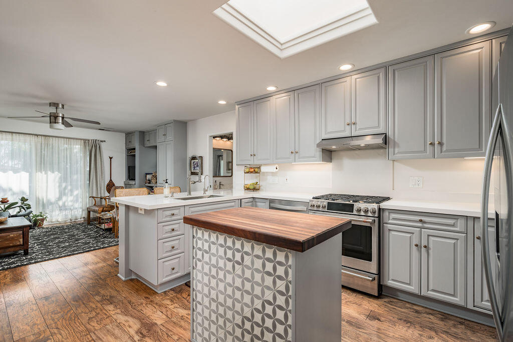 440 Corona Del Mar, SANTA BARBARA