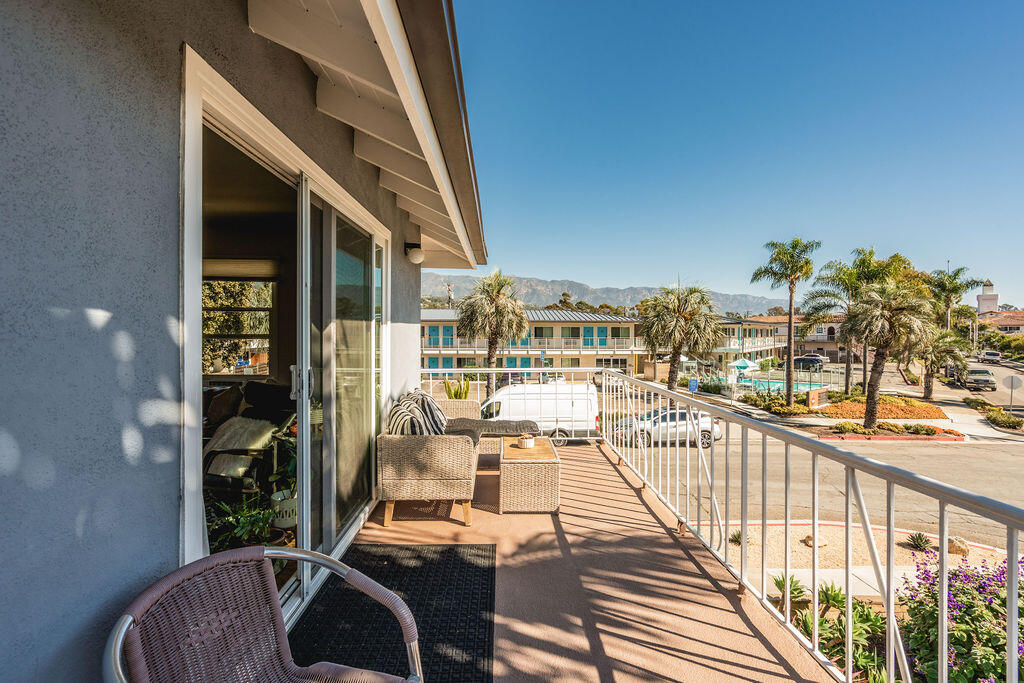 440 Corona Del Mar, SANTA BARBARA