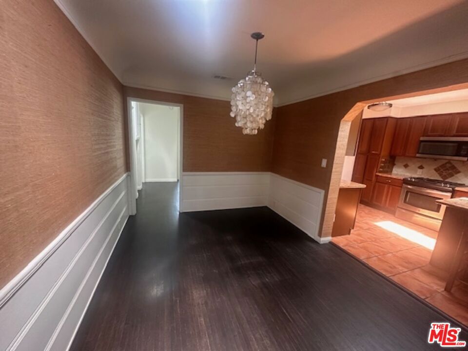 4715 Camellia Avenue