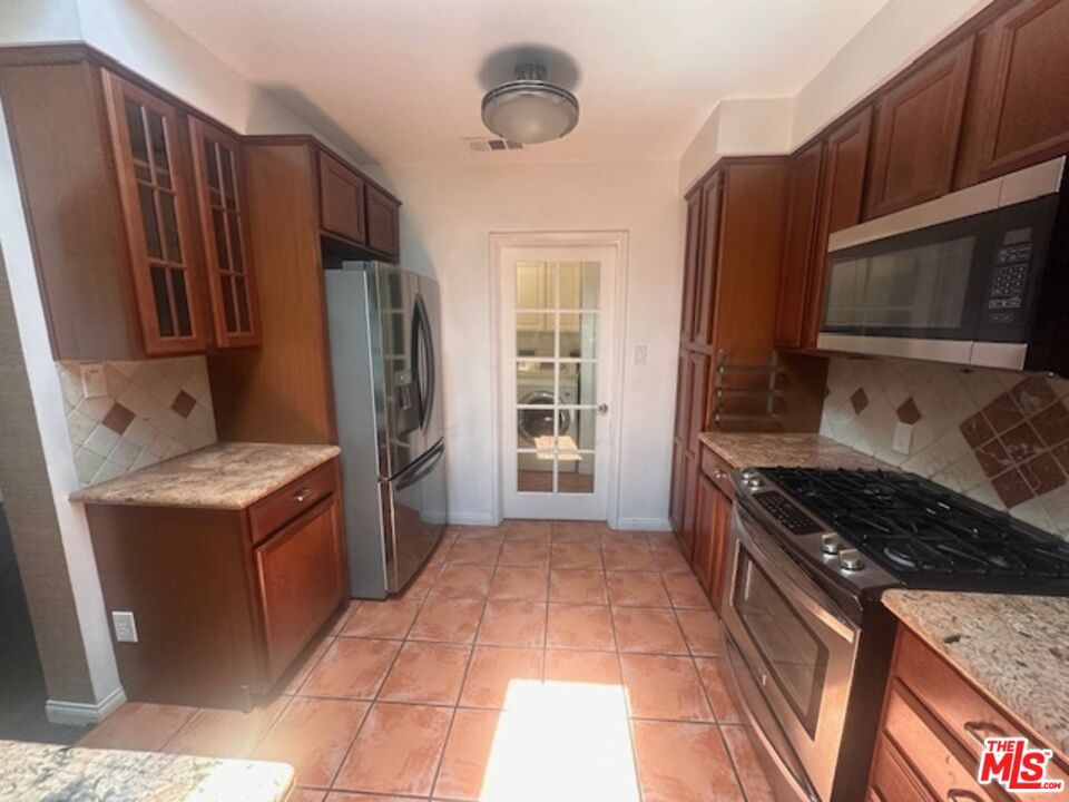 4715 Camellia Avenue