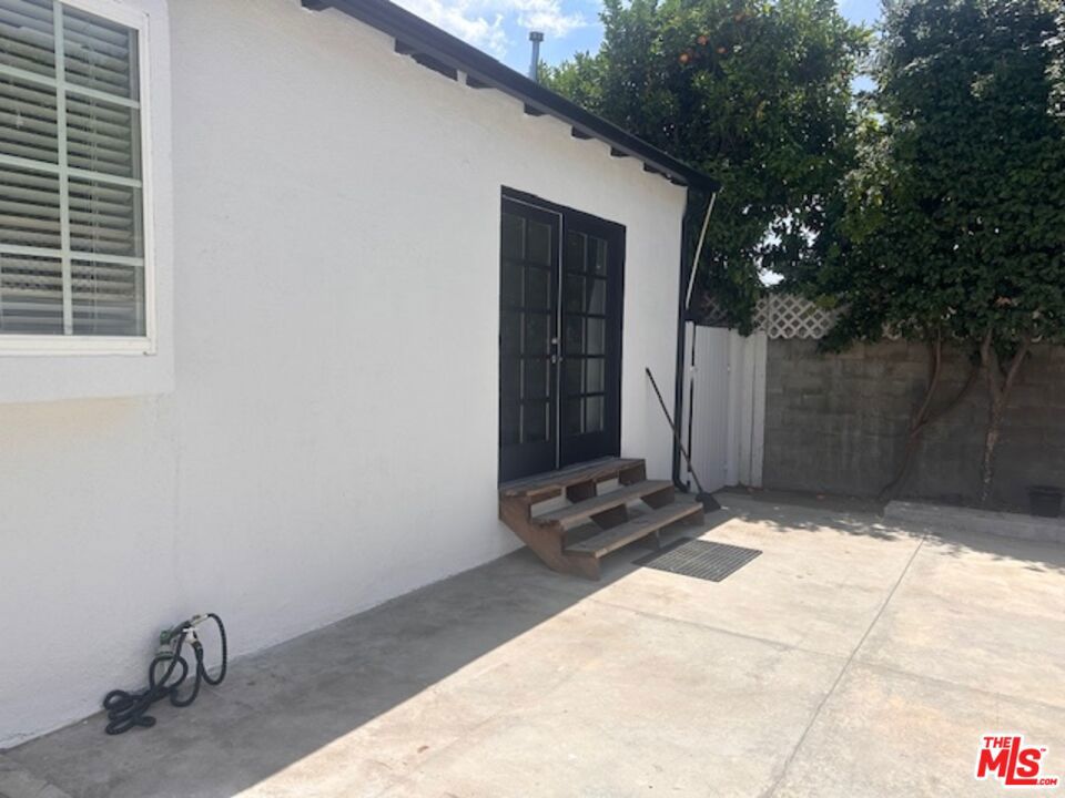 4715 Camellia Avenue