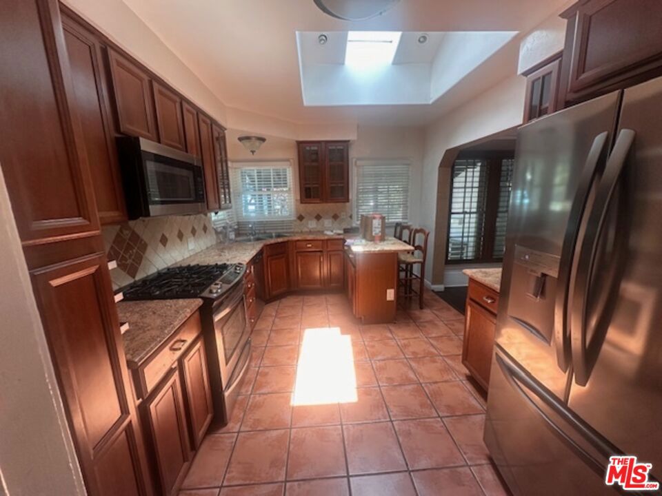 4715 Camellia Avenue