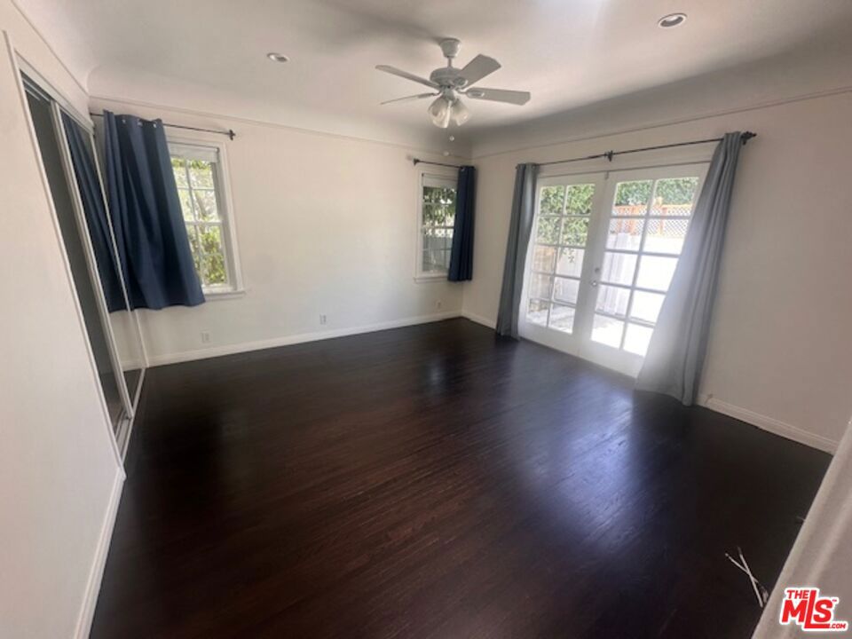 4715 Camellia Avenue