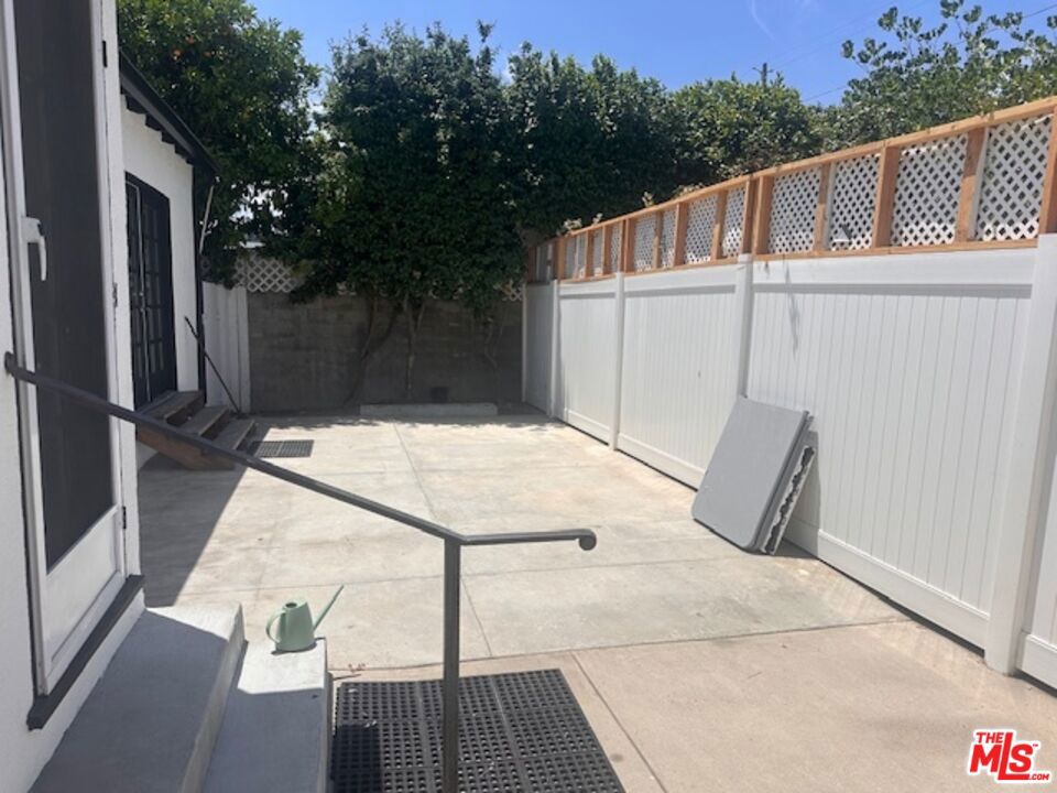 4715 Camellia Avenue