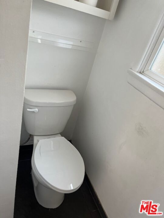 1361 S Cochran Avenue