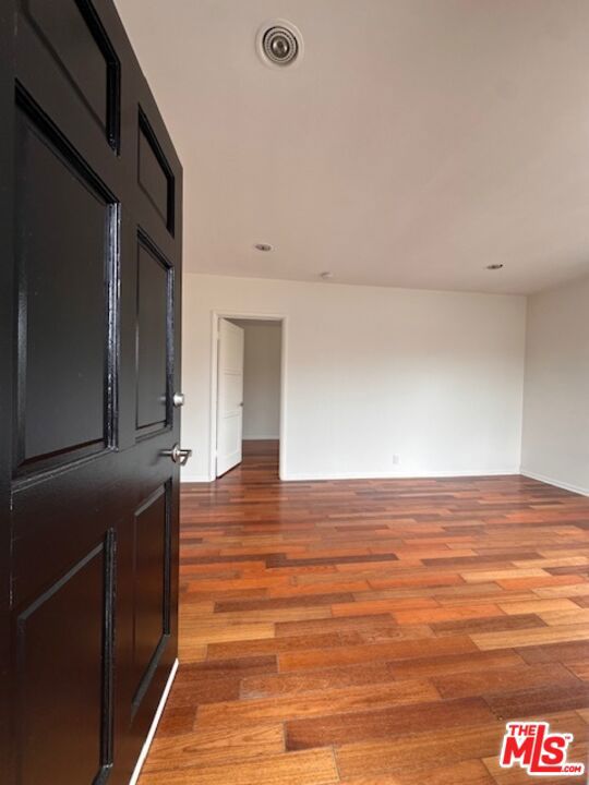 1361 S Cochran Avenue