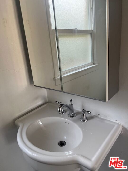 1361 S Cochran Avenue