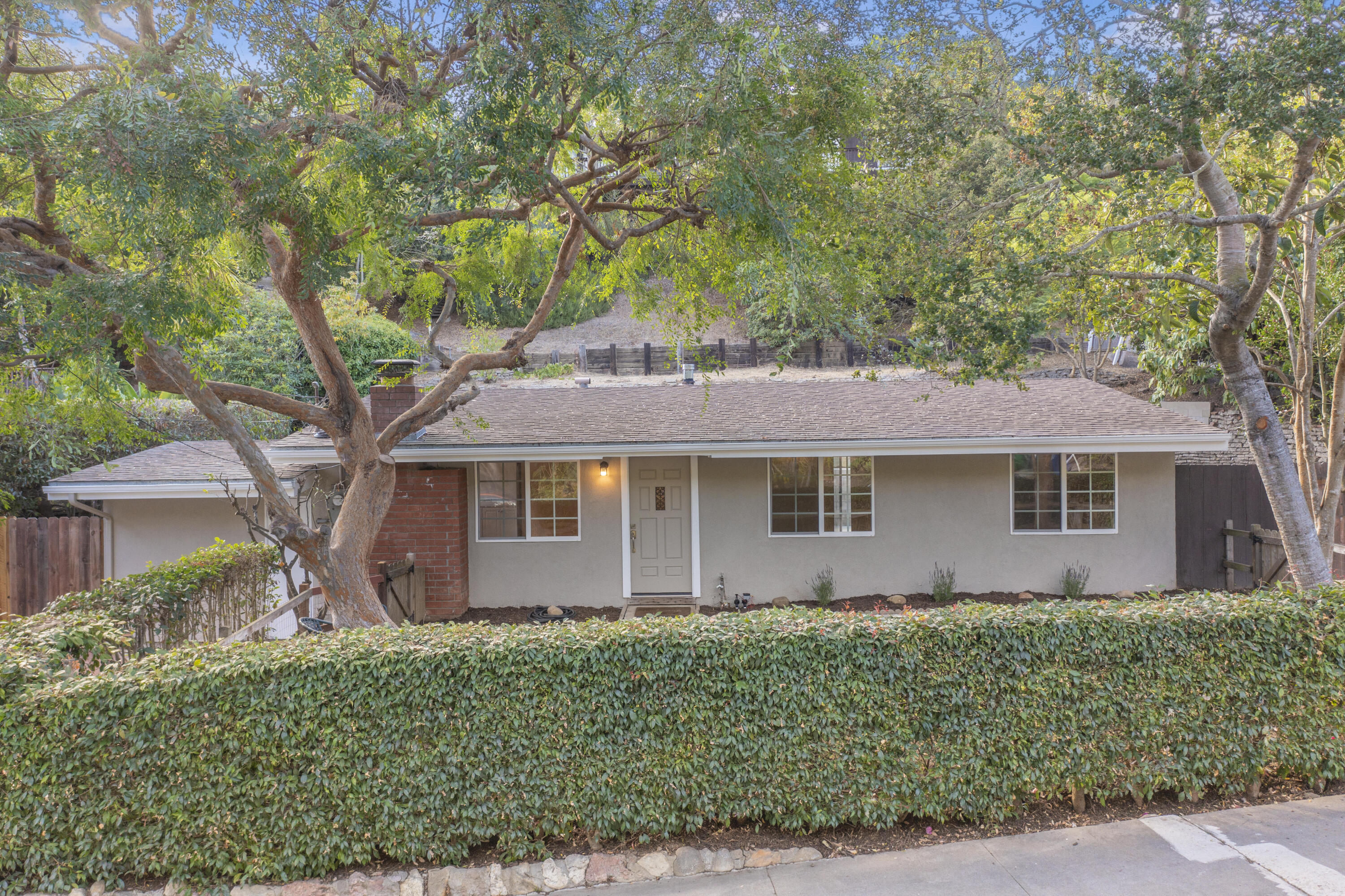 901 Fellowship Road