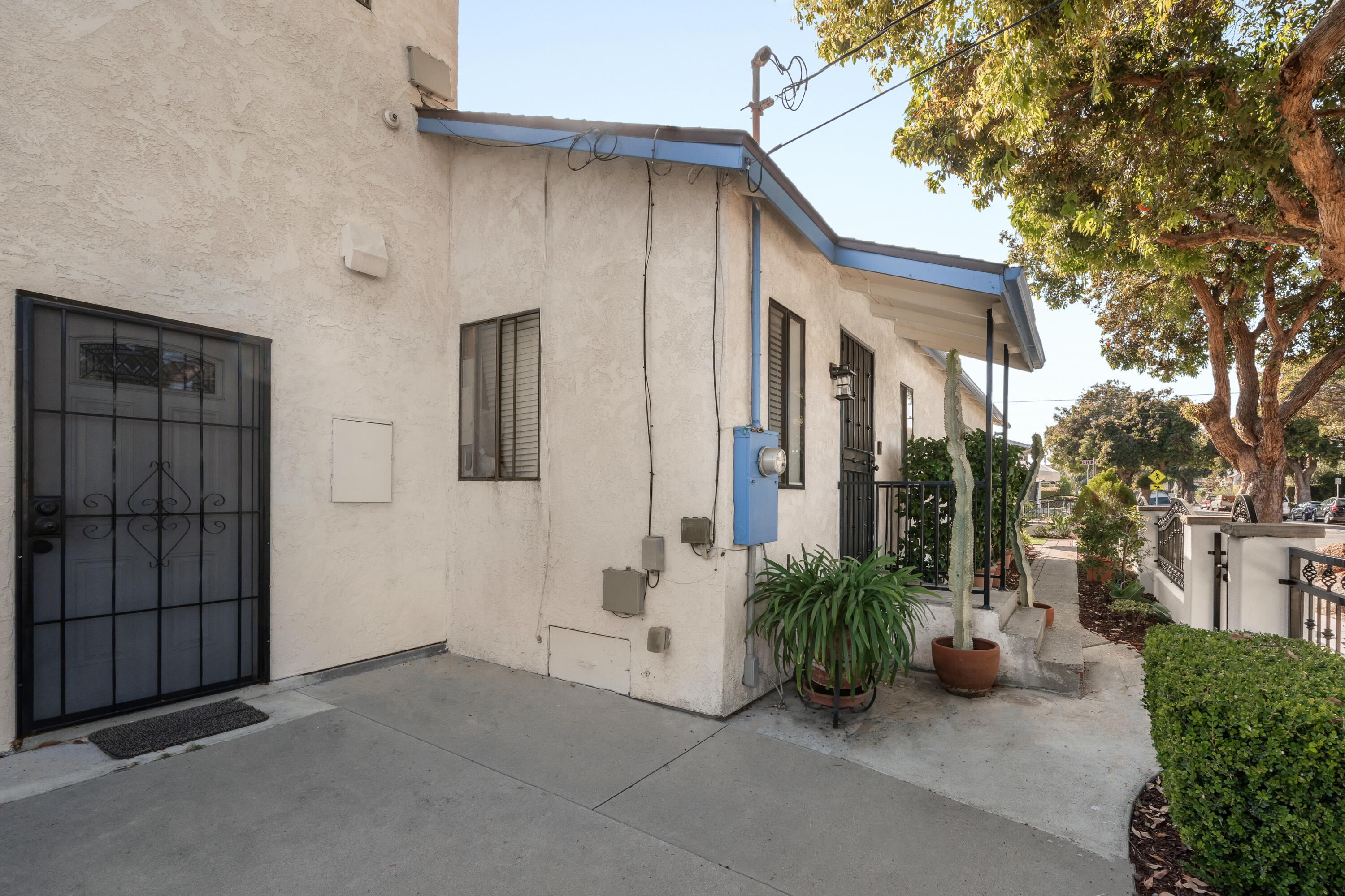 801 W Sola Street