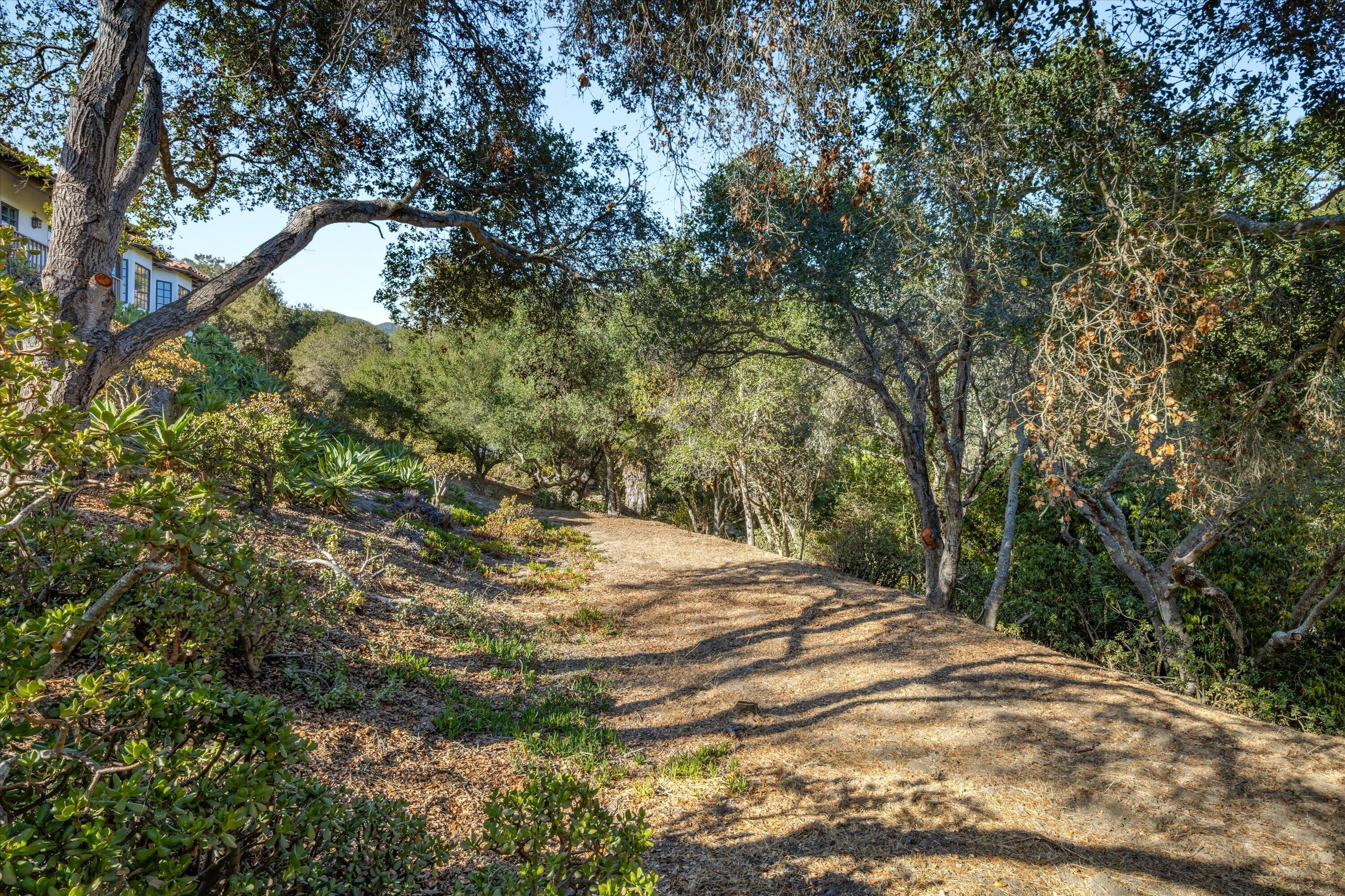 1800 Eucalyptus Hill Road