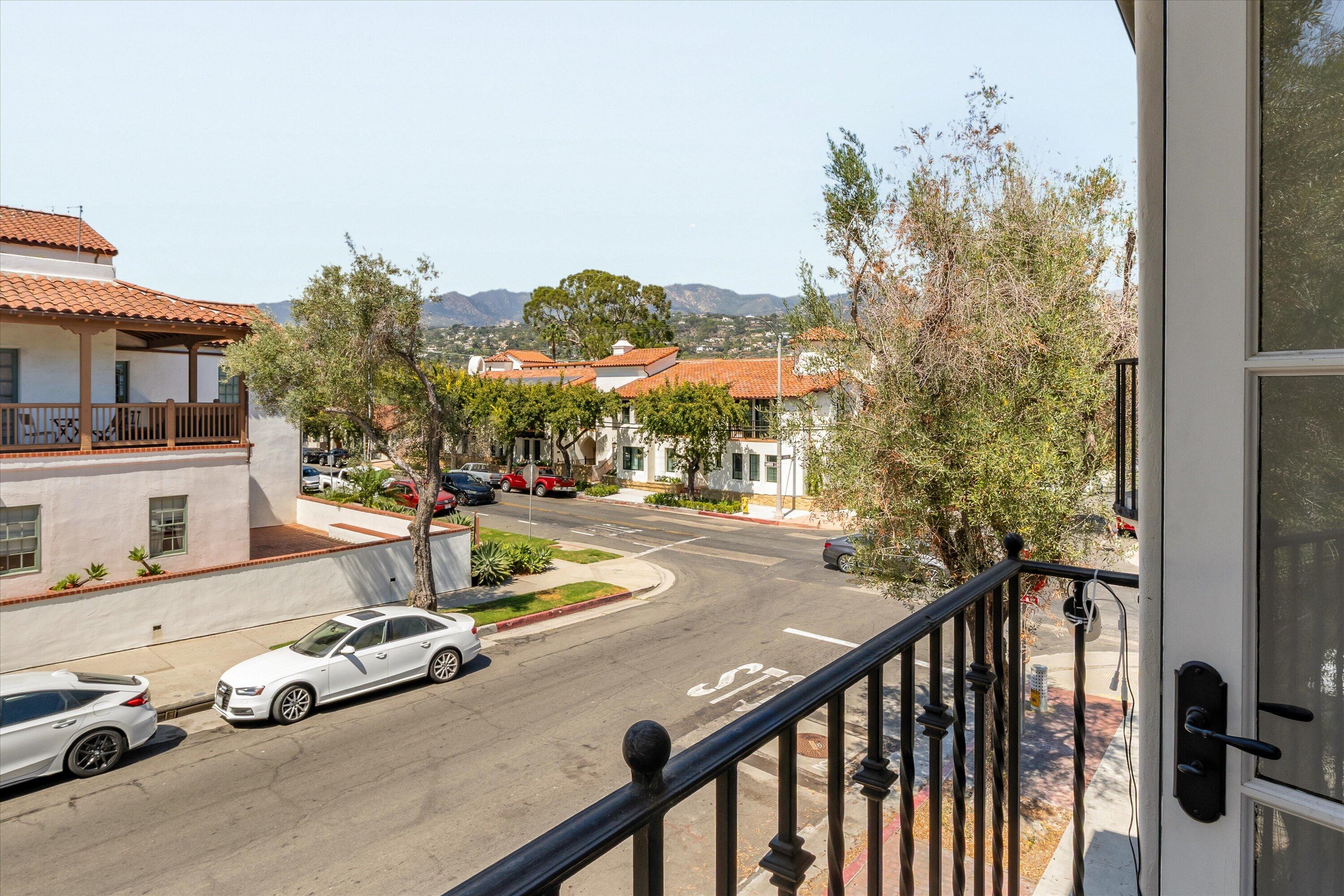 SANTA BARBARA