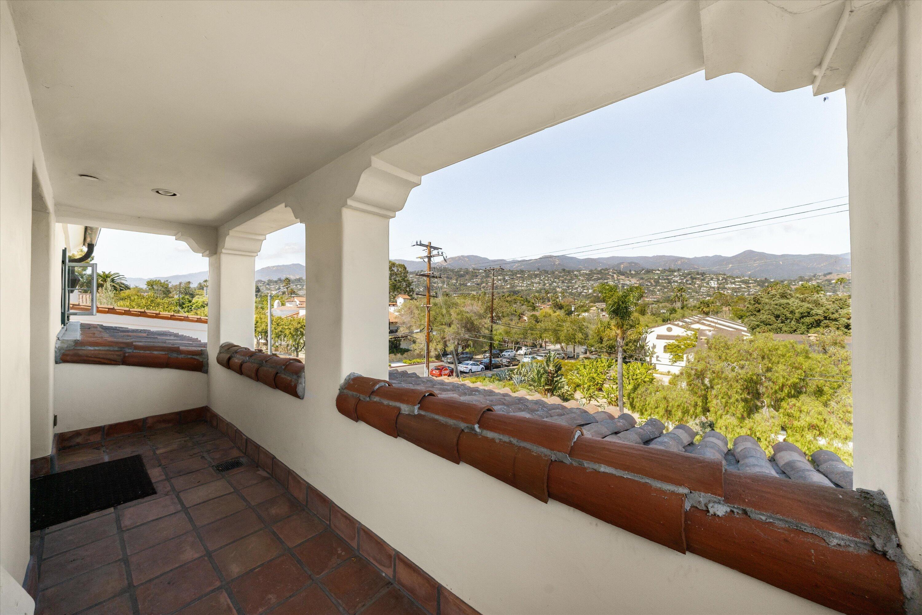 SANTA BARBARA