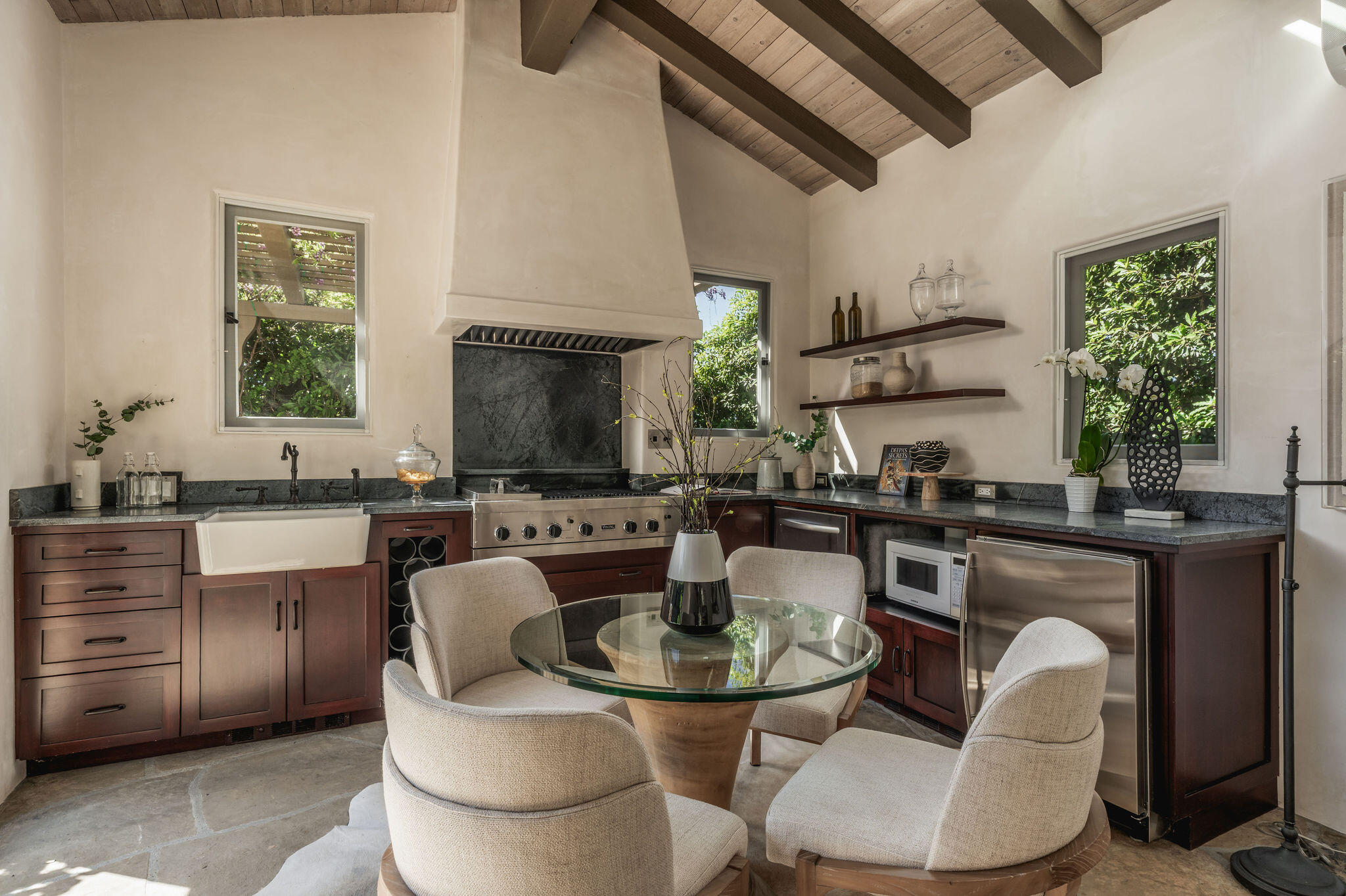 1710 Mira Vista Avenue