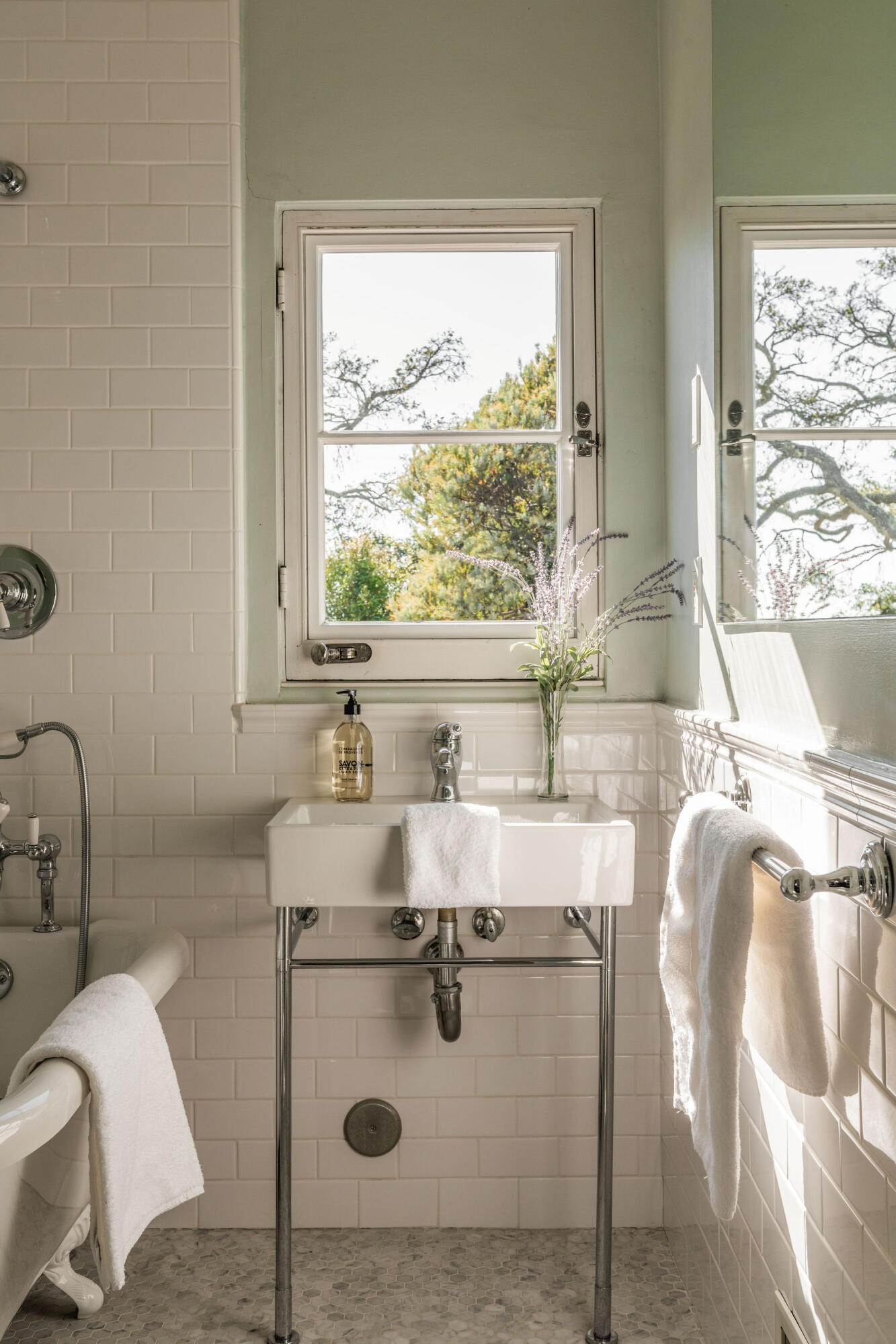 1710 Mira Vista Avenue