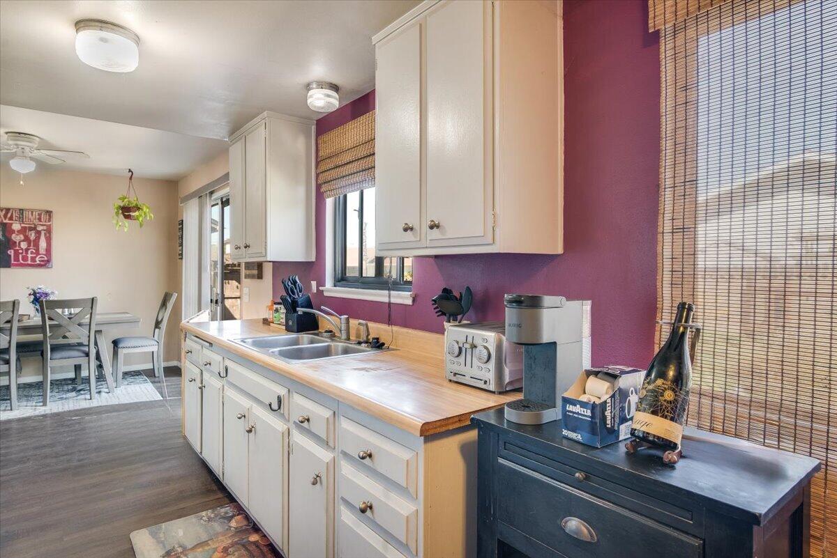 1601 Barrington Court