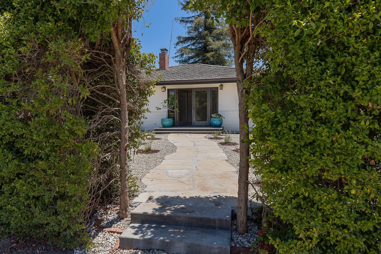 634 Chelham Way