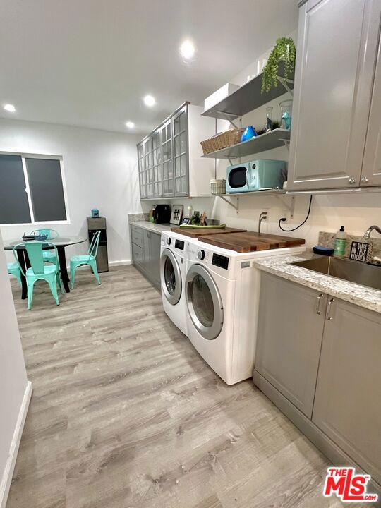 305 S Ventura Street