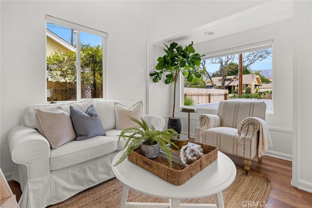 2215 Oak Park Lane