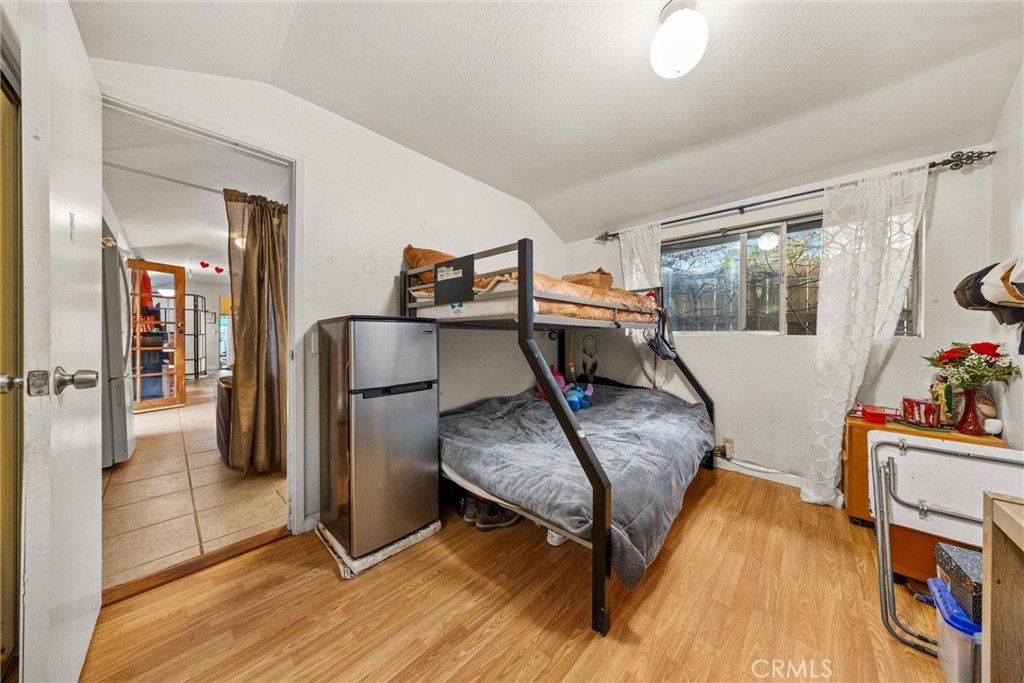 2215 Oak Park Lane