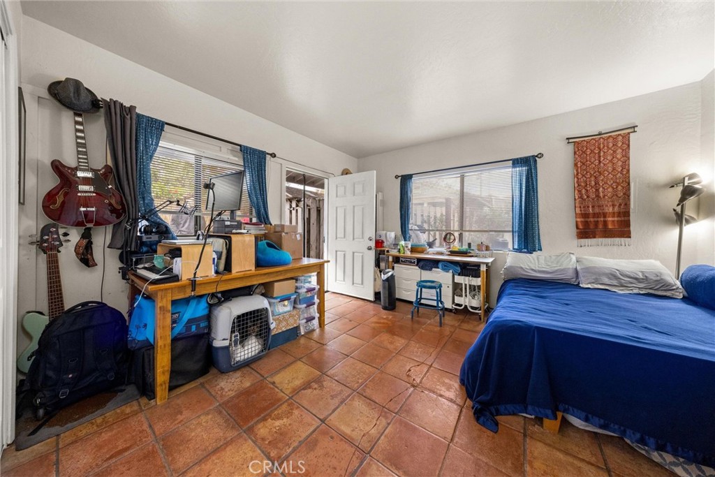 2215 Oak Park Lane