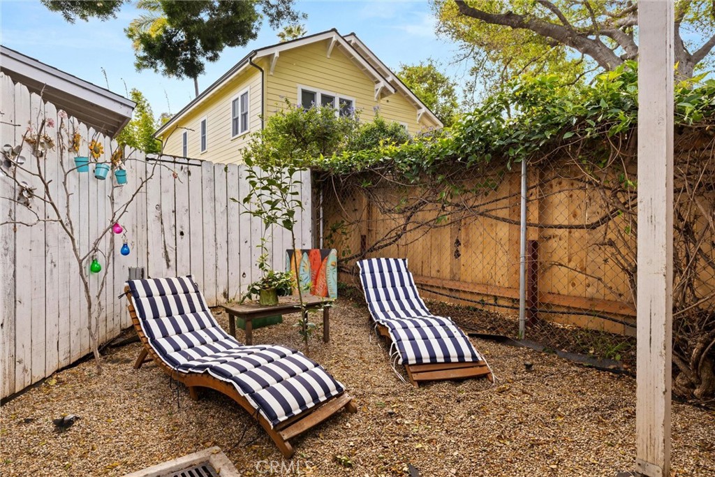 2215 Oak Park Lane