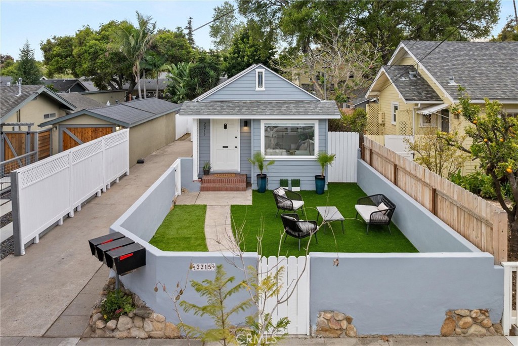 2215 Oak Park Lane