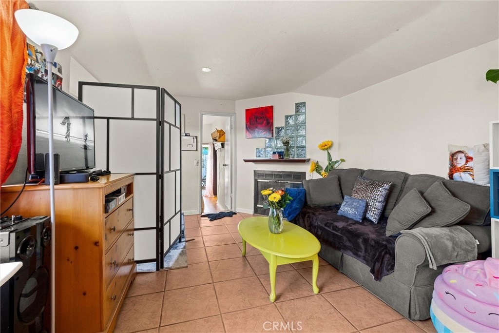 2215 Oak Park Lane
