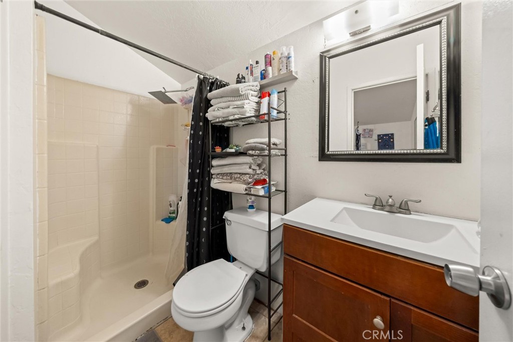 2215 Oak Park Lane