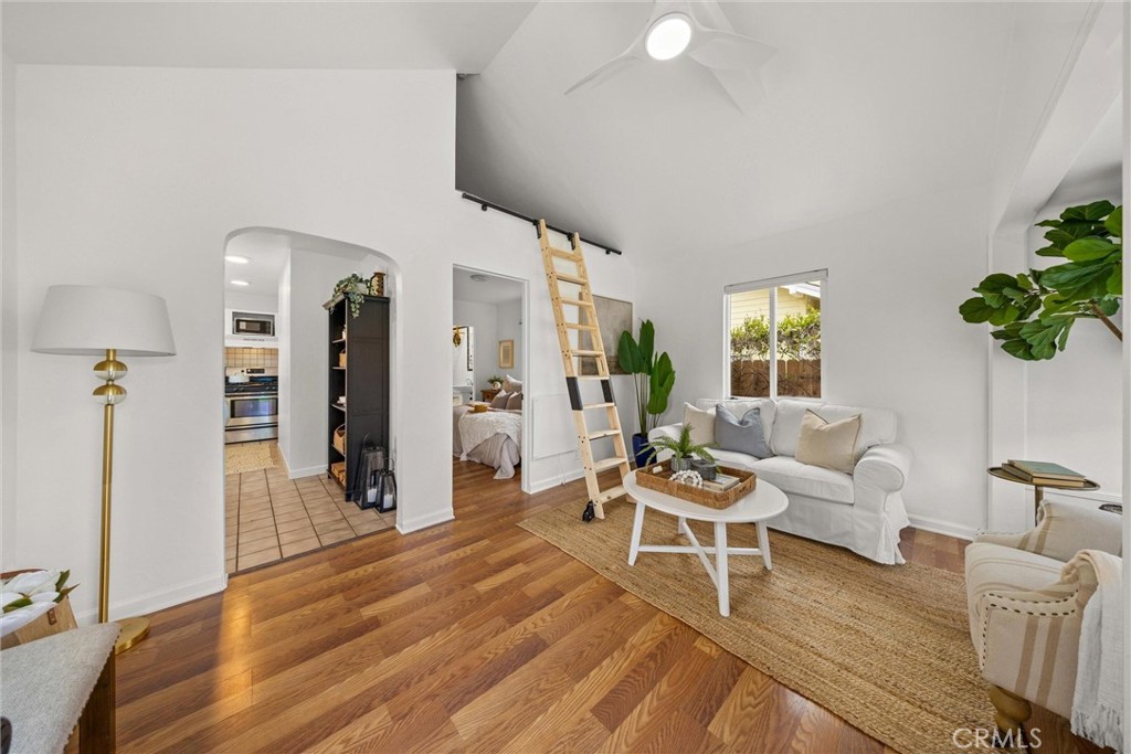2215 Oak Park Lane
