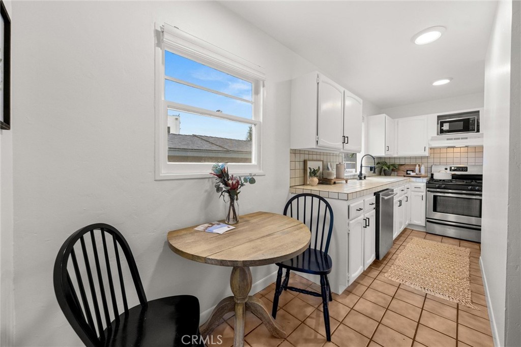2215 Oak Park Lane
