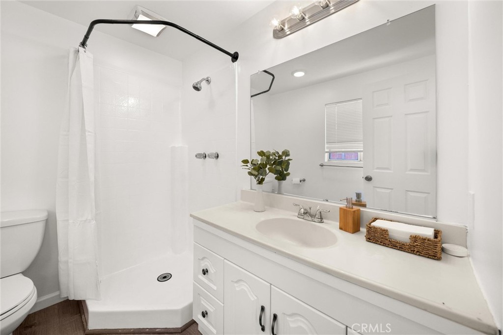 334 W Mission Street