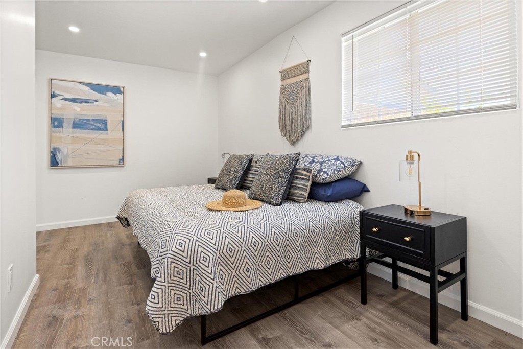 334 W Mission Street