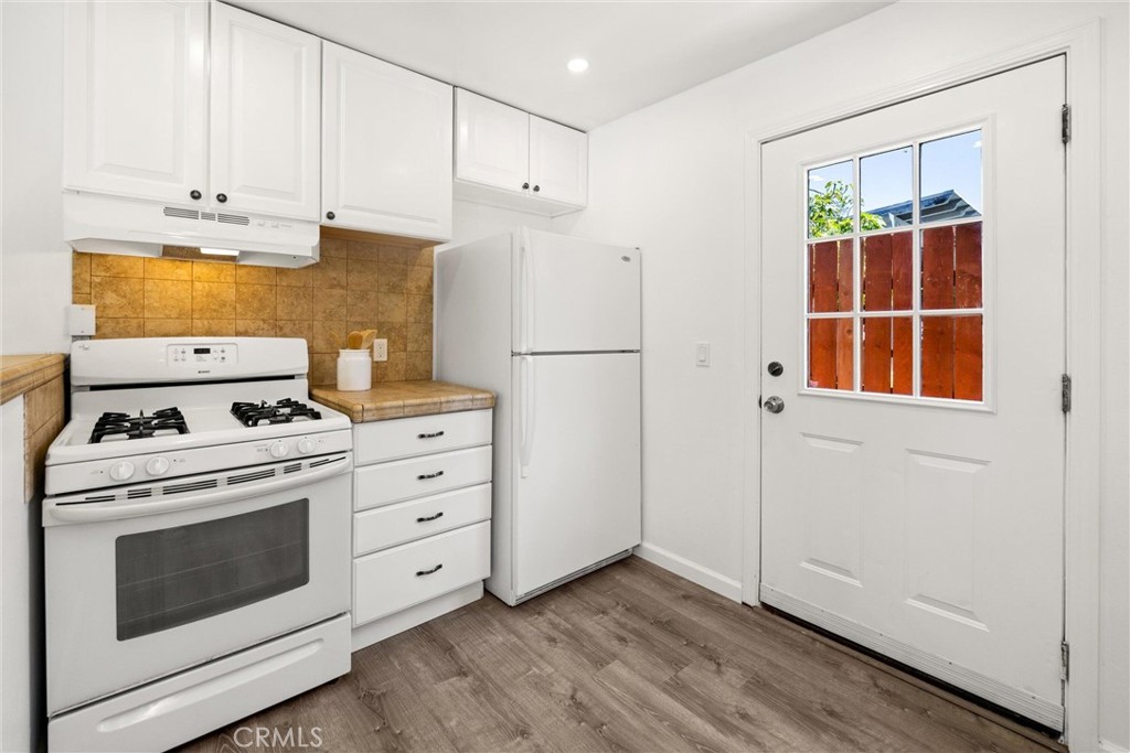 334 W Mission Street