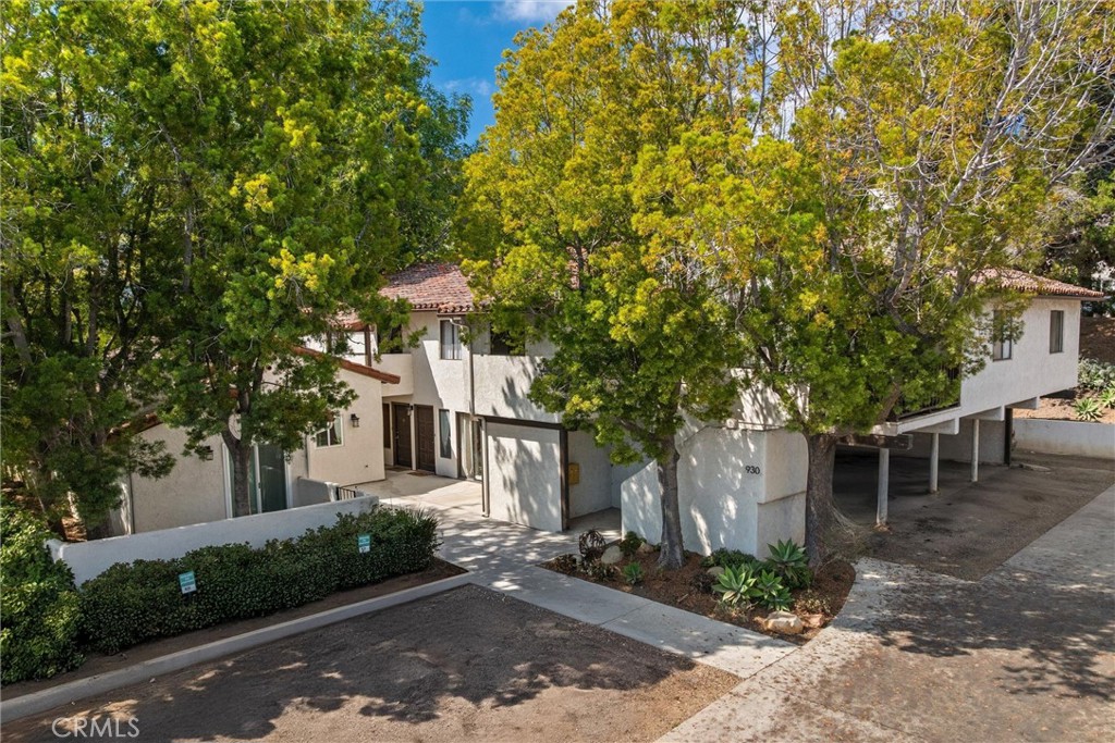 930 Philinda Avenue