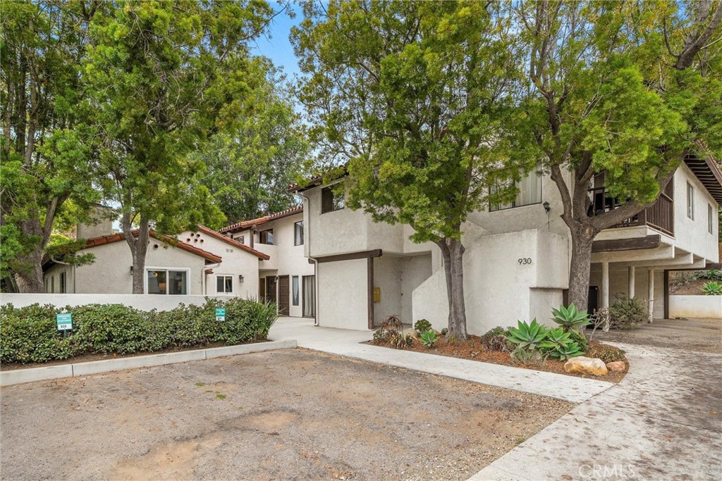 930 Philinda Avenue