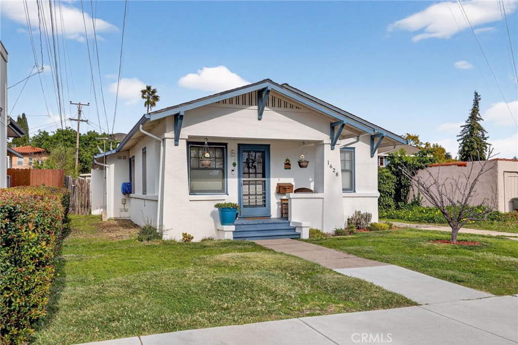 1628 Nipomo Street