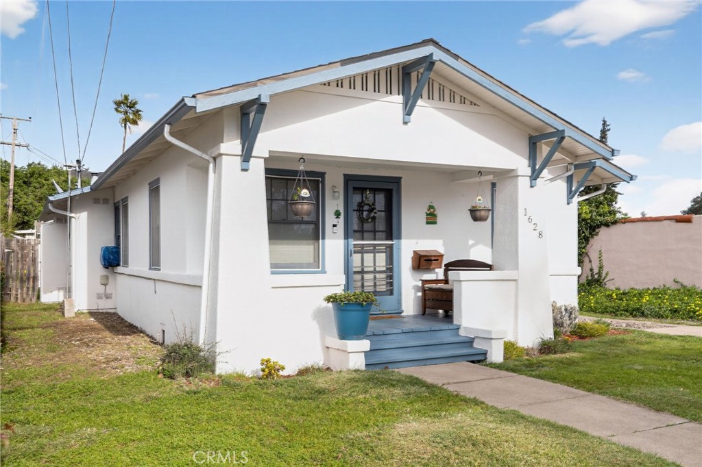 1628 Nipomo Street